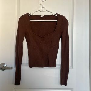 Brown Abercrombie & Fitch sweater size small